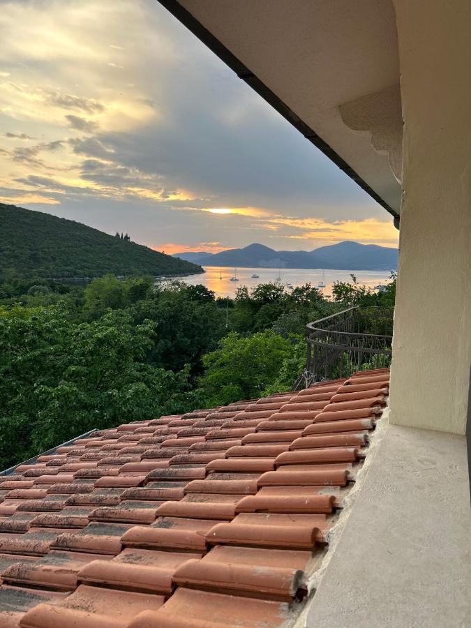 Lazarus Bigova Apartments Tivat Extérieur photo